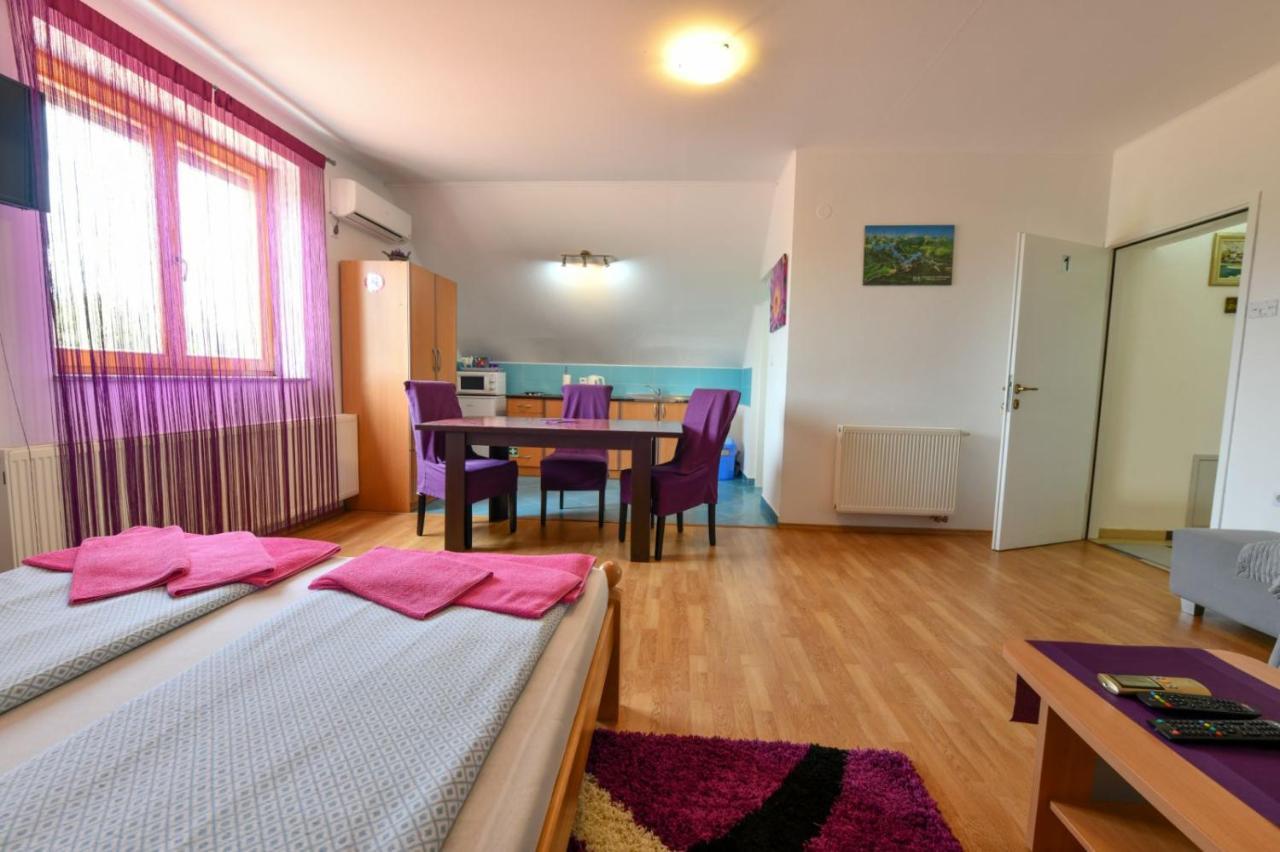 House Matijevic Simic Hotel Grabovac  Ngoại thất bức ảnh